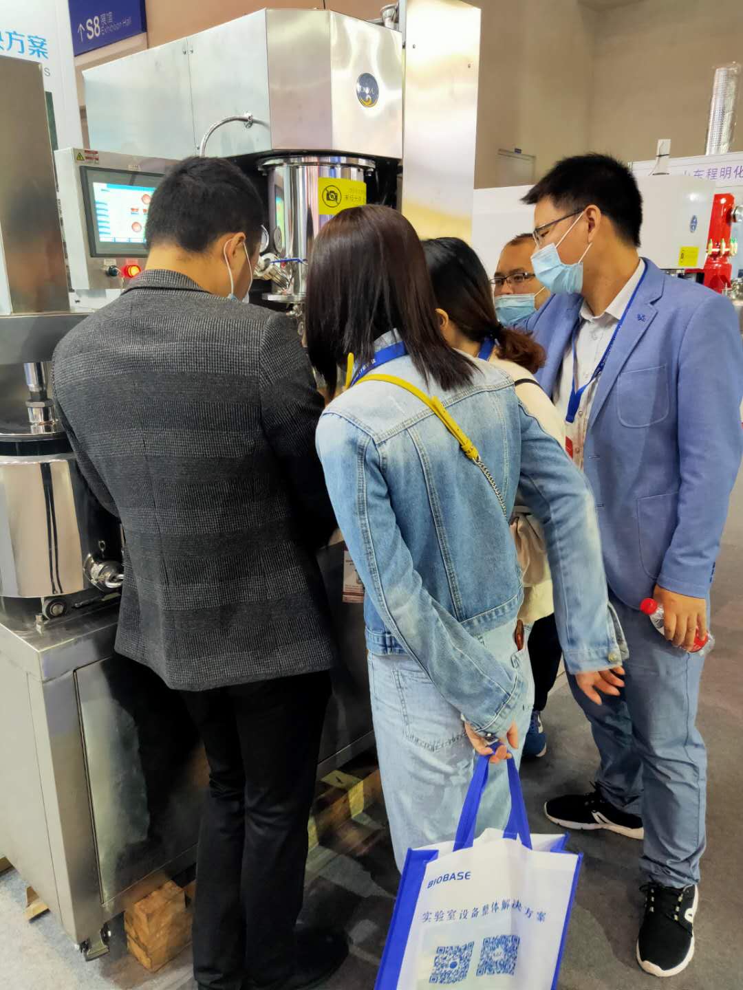 湖南麥克斯攪拌捏合設(shè)備有限公司,湘潭攪拌混合設(shè)備生產(chǎn)銷售,湘潭立式捏合機(jī)生產(chǎn)銷售 湖南麥克斯攪拌捏合設(shè)備有限公司,湘潭攪拌混合設(shè)備生產(chǎn)銷售,湘潭立式捏合機(jī)生產(chǎn)銷售